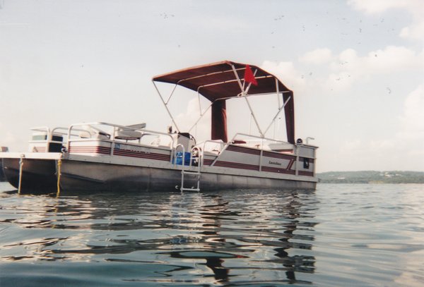 Pontoon 08.jpg