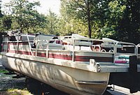 Pontoon 02.jpg